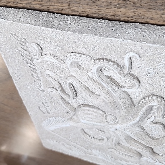 Octopus Concrete Tile/Wall Hanging - Picture 2 of 9